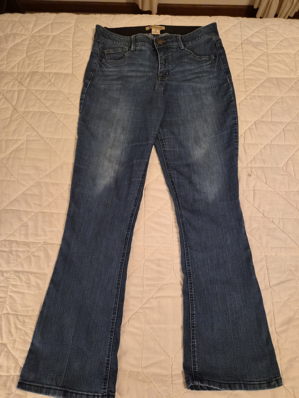 Democracy 'Ab Tech' Bootcut/Flared Jeans w/ Comfort Waistband - Size 12
